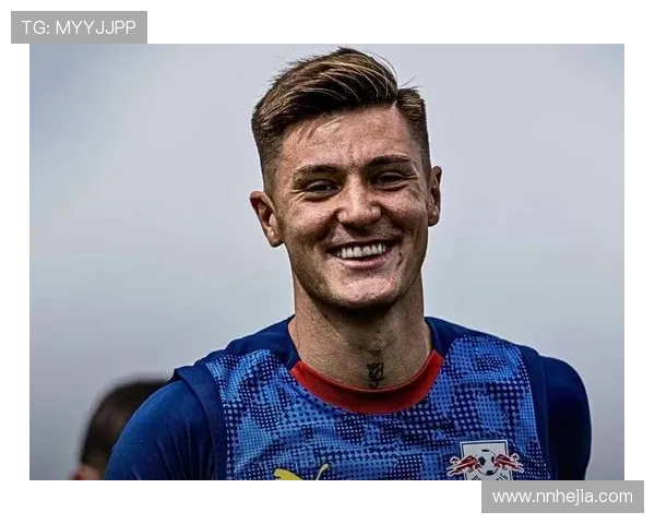 罗马尼亚的C罗？曼联新援现身球场！这是什么故事？